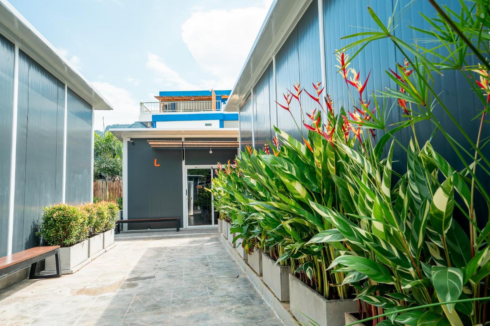 Summer Club And Hostel Ao Nang エクステリア 写真