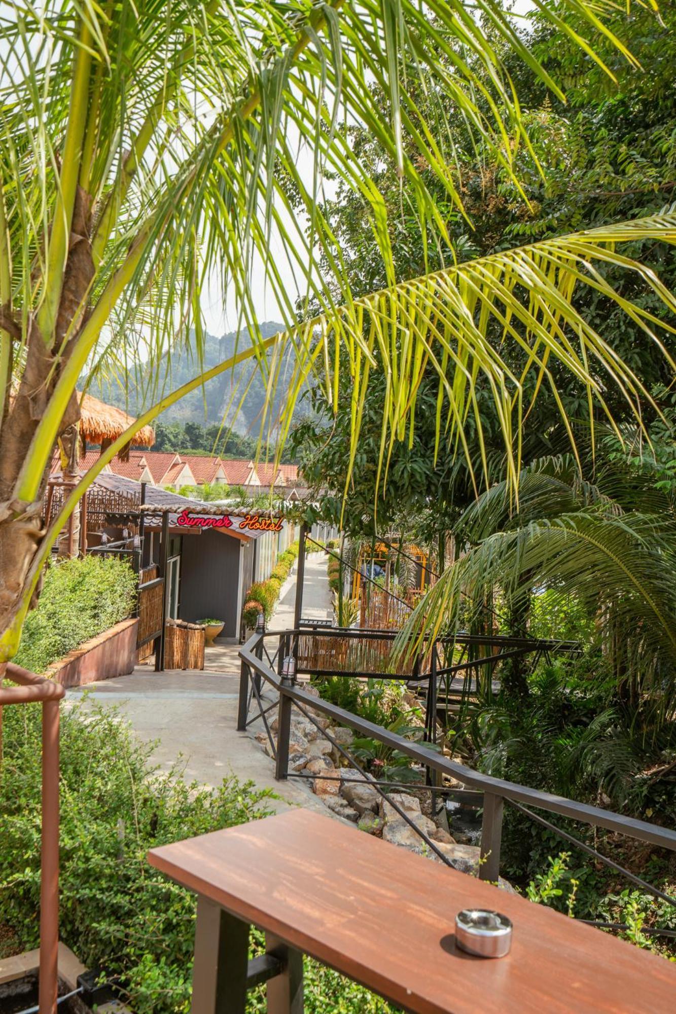 Summer Club And Hostel Ao Nang エクステリア 写真