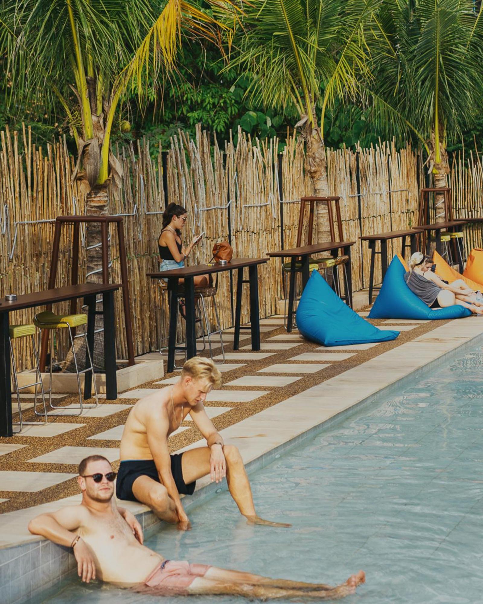 Summer Club And Hostel Ao Nang エクステリア 写真